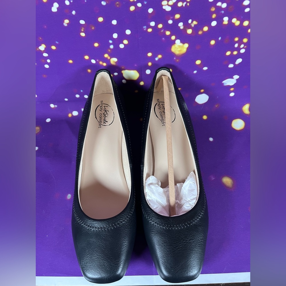 Life Stride Women's Black Flats